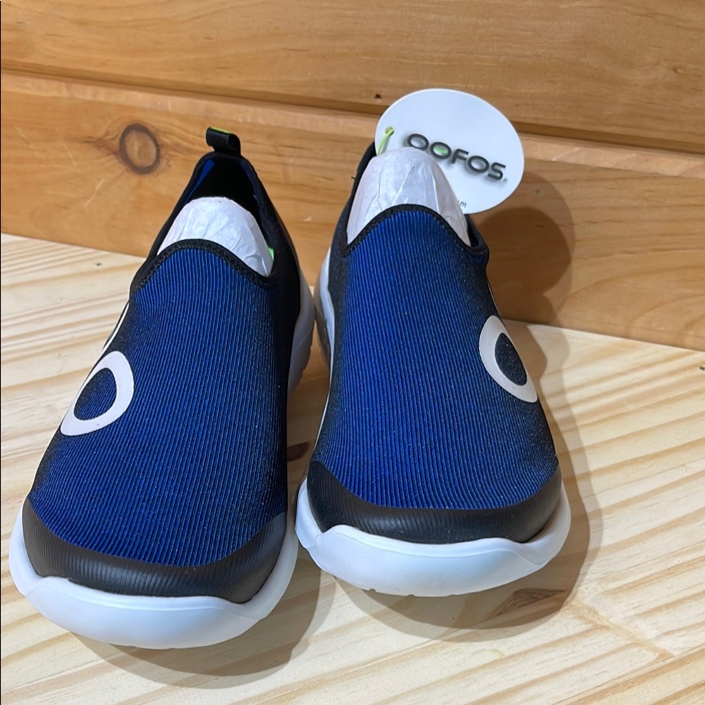 NWT- OOFOS OOMG SPORT LOW SHOE - NAVY Men’s 8 EU 41 - Picture 2 of 10